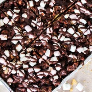 Rocky Road Brownie Traybake. With plenty of chocolate oomph. Absolutely melt in the mouth and deliciously chocolatey, With mini marshmallow topping!